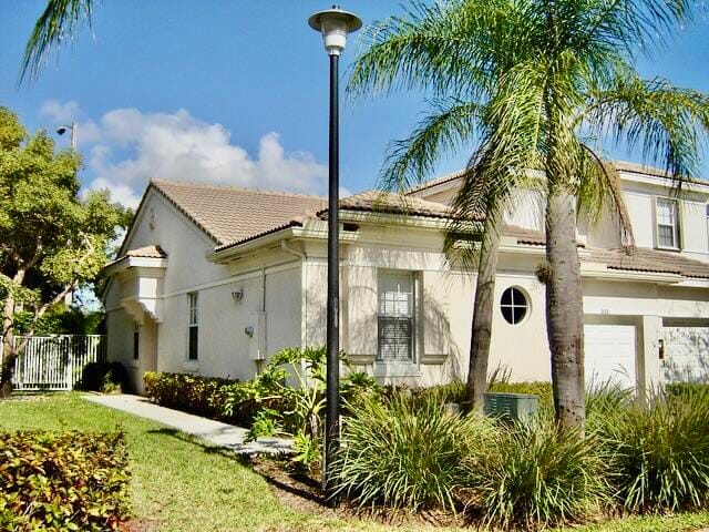 3133 ENCLAVE Way, Lauderhill, FL 33319 photo 2