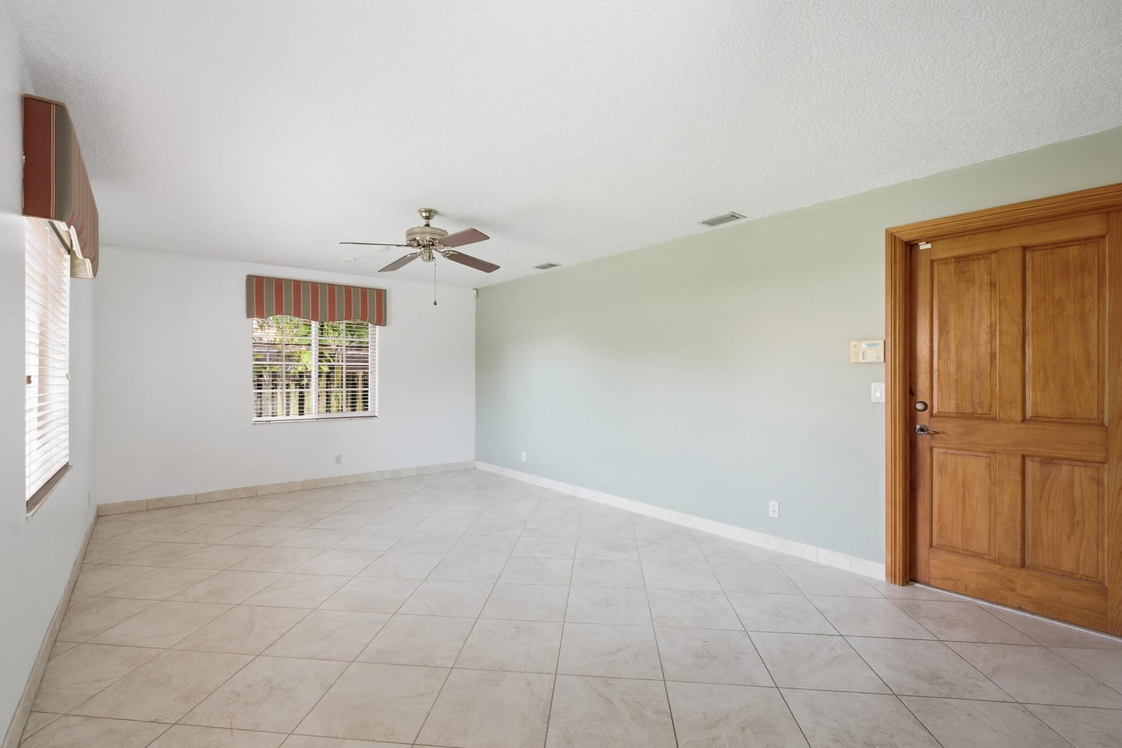 4778 Blue Pine Circle — photo 10