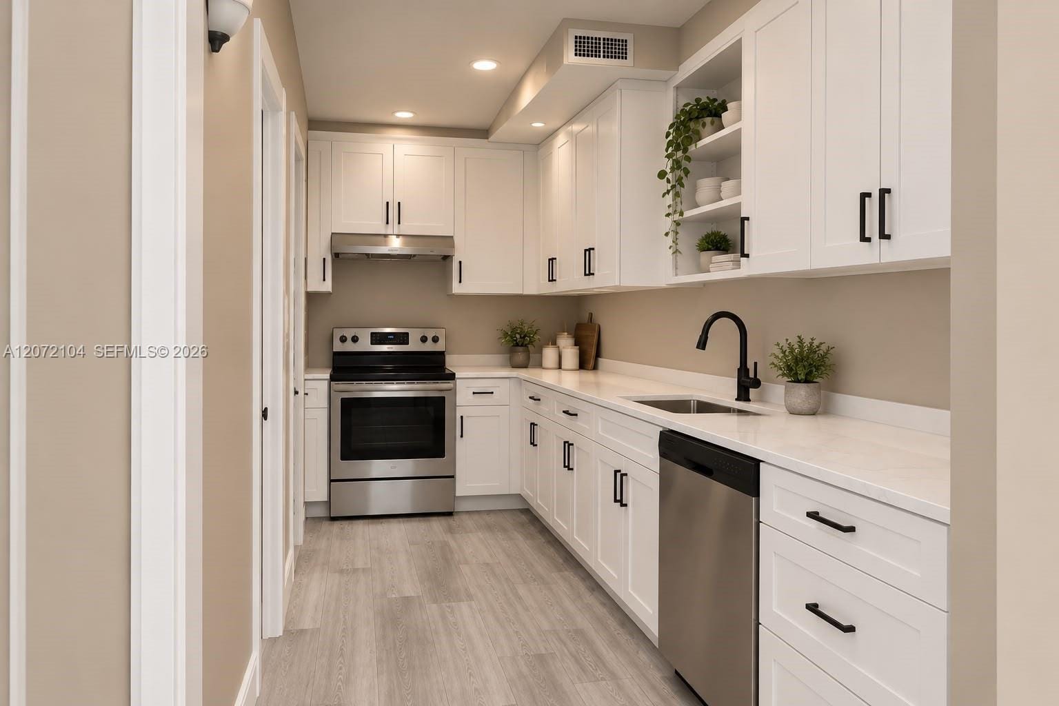 7832 Collins Avenue 202, Miami Beach, FL 33141 photo 4