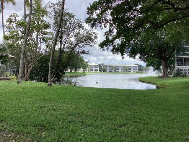 9325 LAGOON Place 107 — photo 11