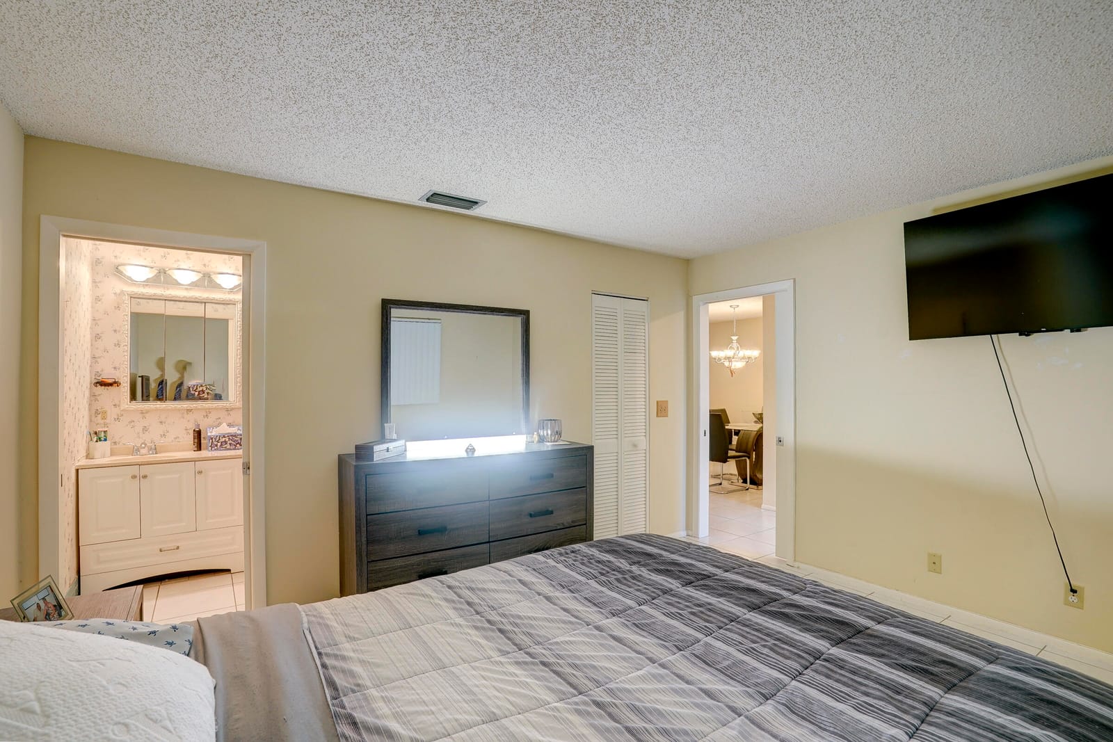 5780 FERNLEY Drive W 144 — photo 12