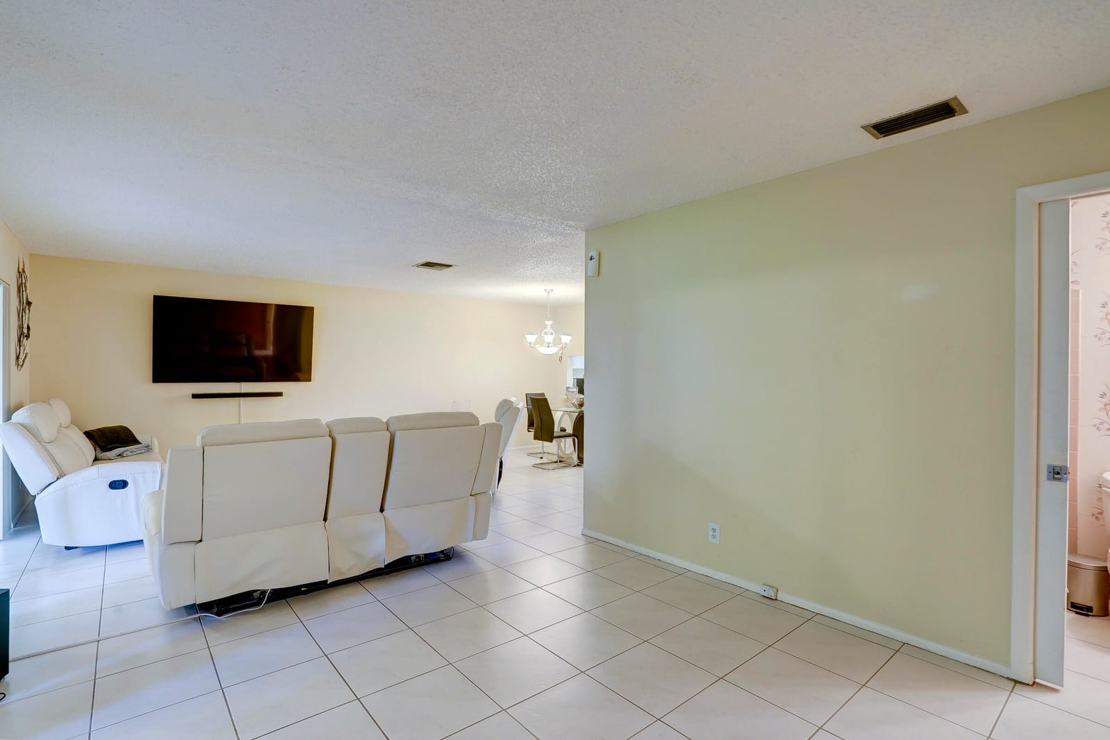 5780 FERNLEY Drive W 144 — photo 9