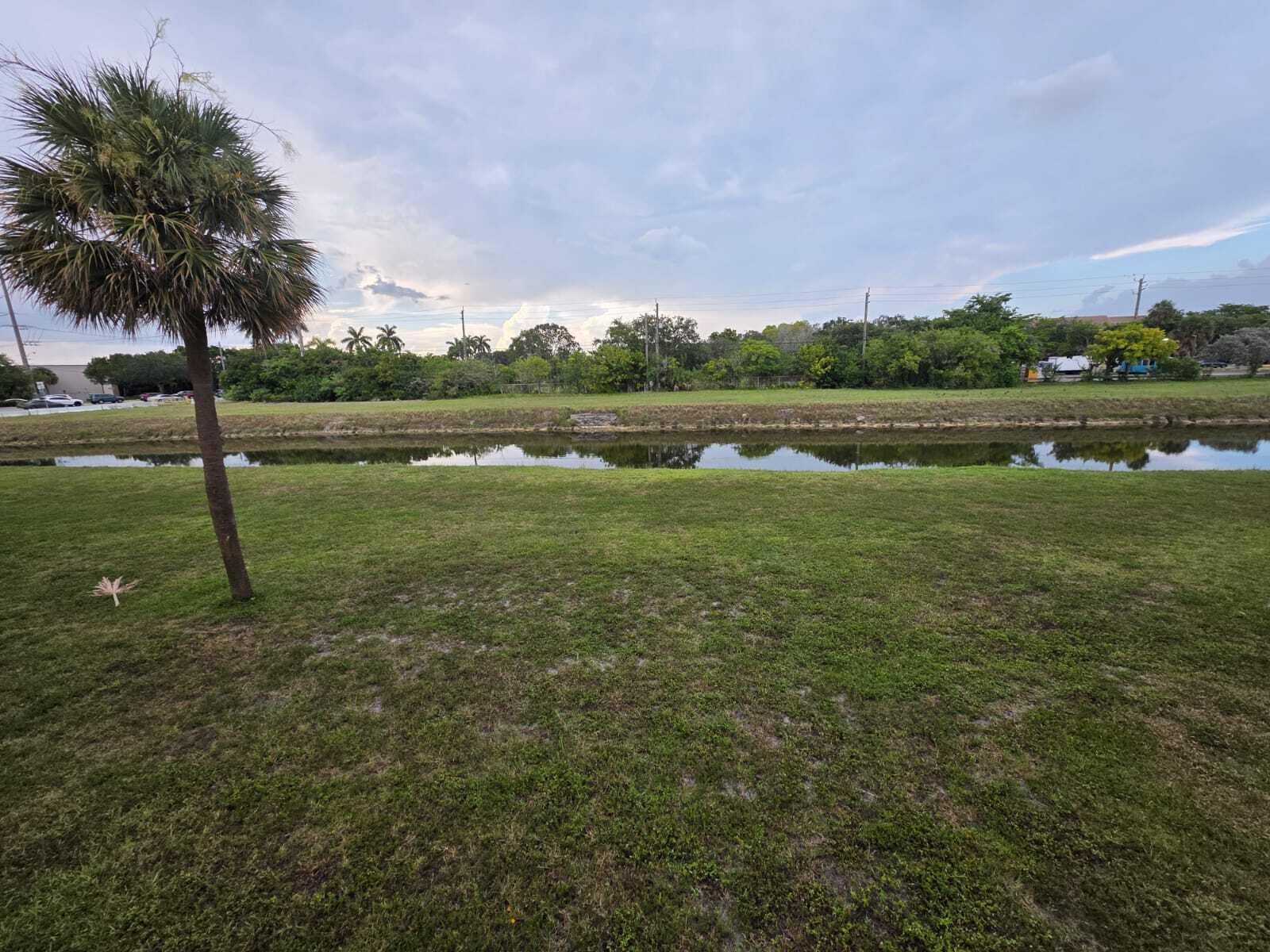 8101 S Sunrise Lakes Drive N 204 — photo 12