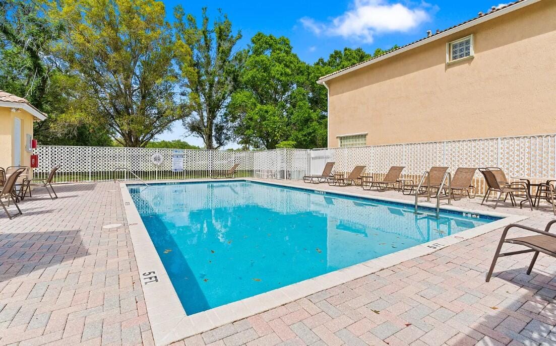 121 Prestige Drive, Royal Palm Beach, FL 33411 photo 25