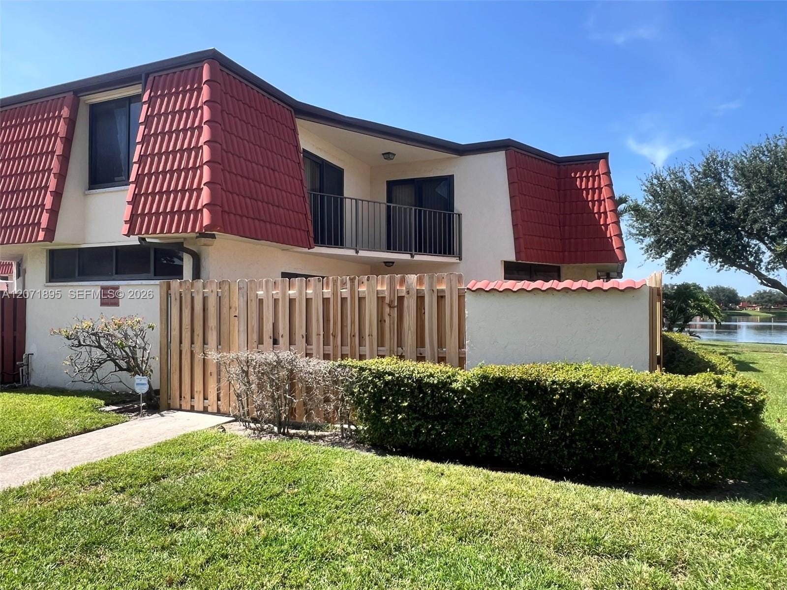 3673 Victoria 3673, West Palm Beach, FL 33406