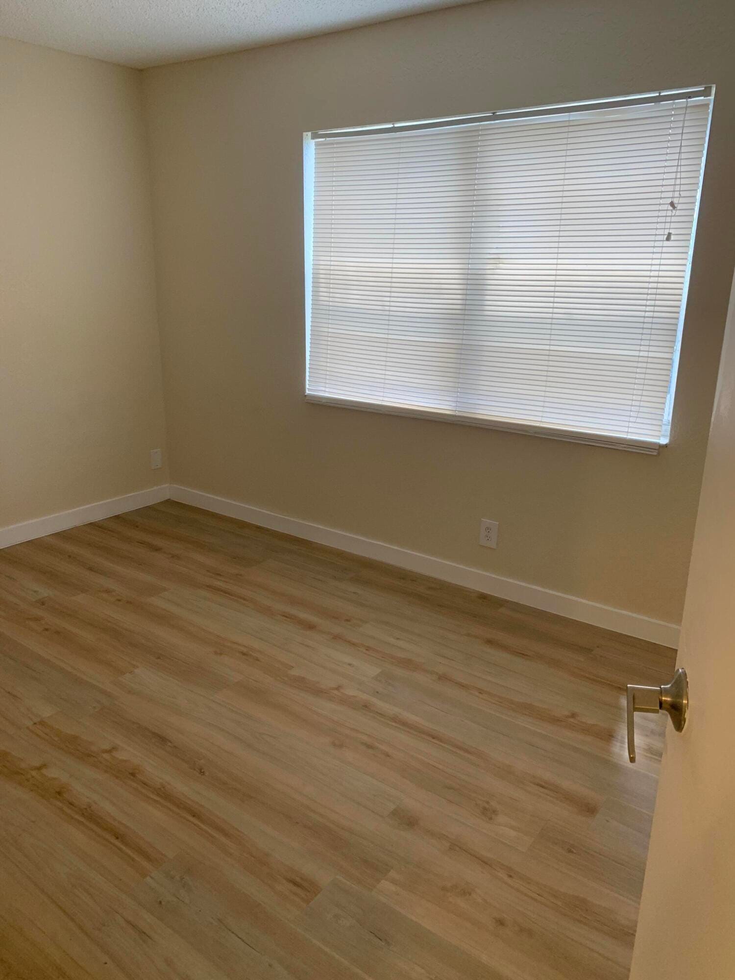 4364 NW 9TH Avenue 15-3B — photo 10