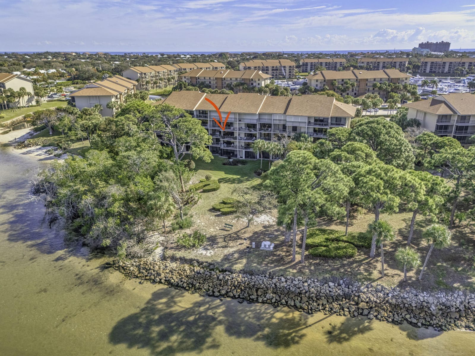 1901 MARINA ISLE Way 304 — photo 4