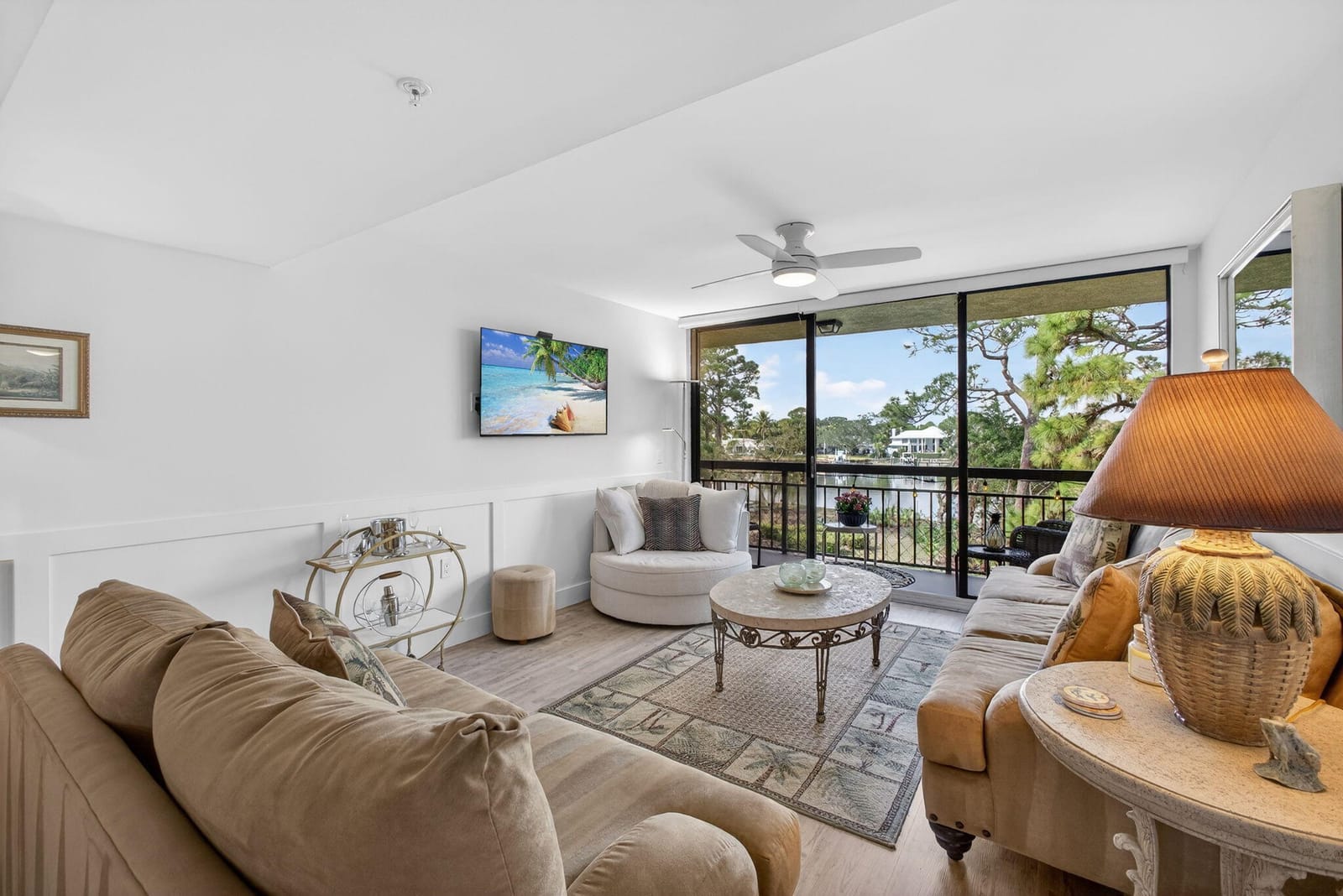 1901 MARINA ISLE Way 304 — photo 5