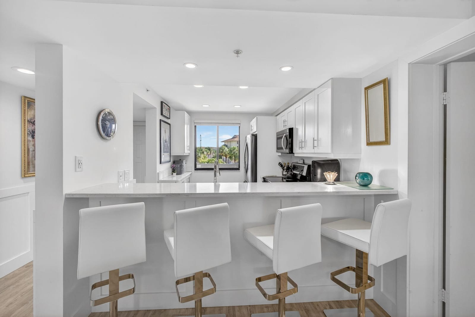 1901 MARINA ISLE Way 304 — photo 10