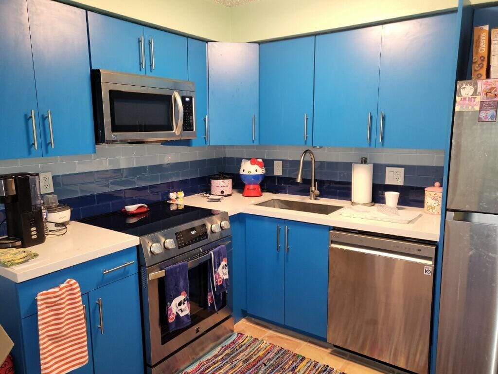 22 SW 9TH Street 1-2, Hallandale Beach, FL 33009 photo 2