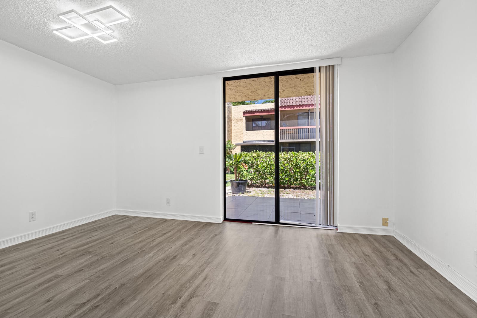 769 SE 1st Way, Deerfield Beach, FL 33441 photo 18