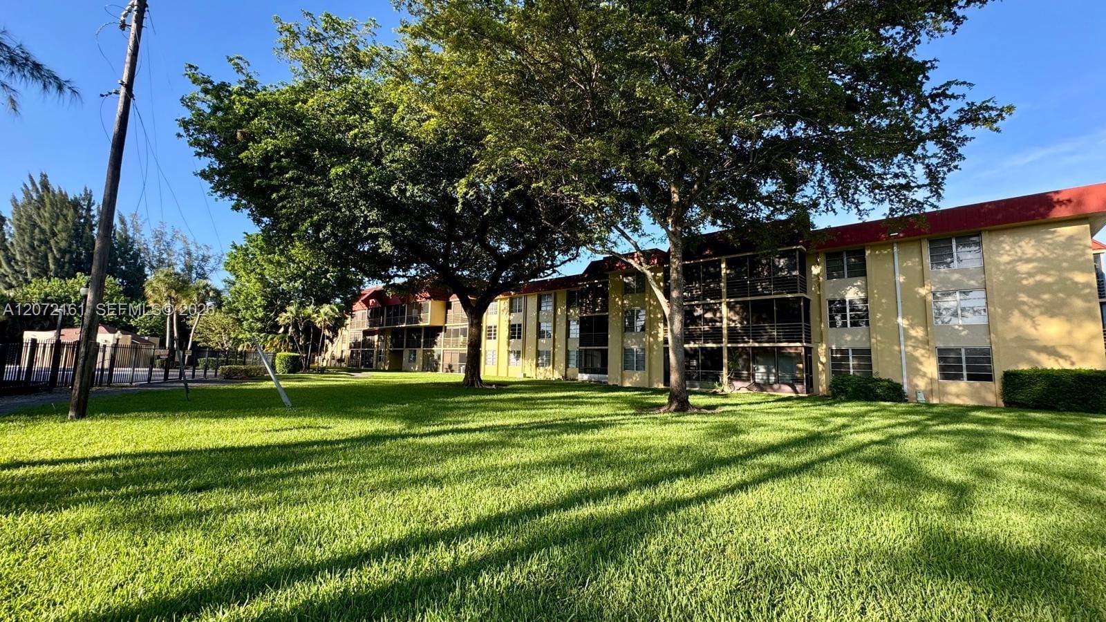3390 Foxcroft Road C305, Miramar, FL 33025 photo 15