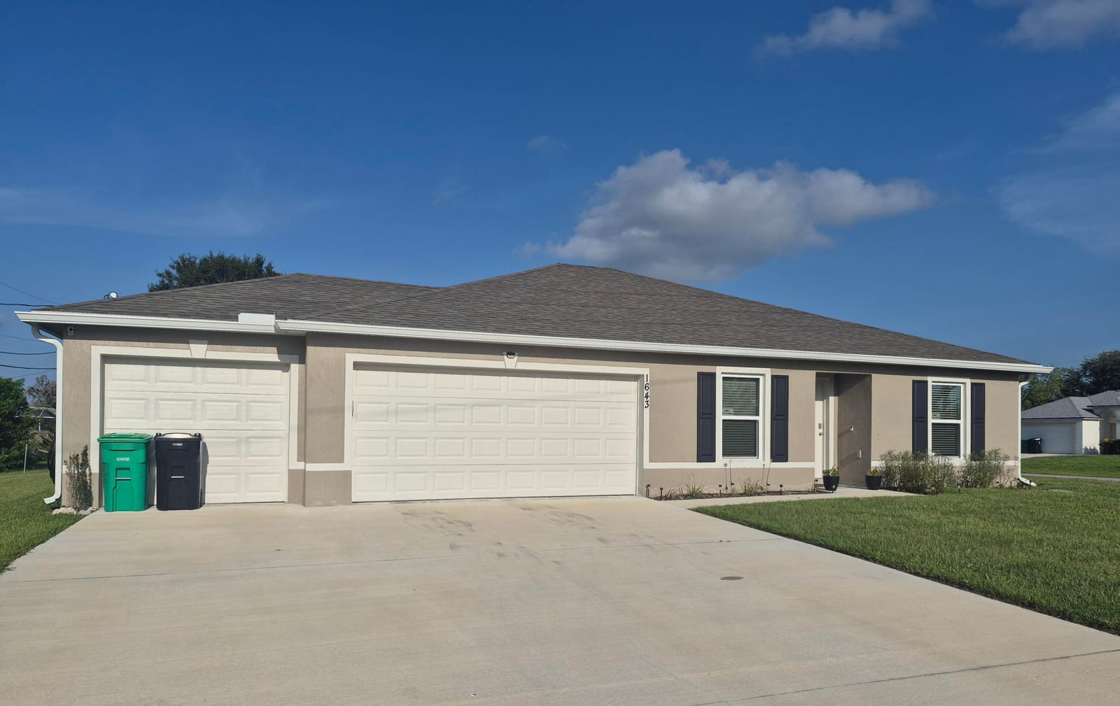 1643 SE OCEAN Lane, Port St. Lucie, FL 34983