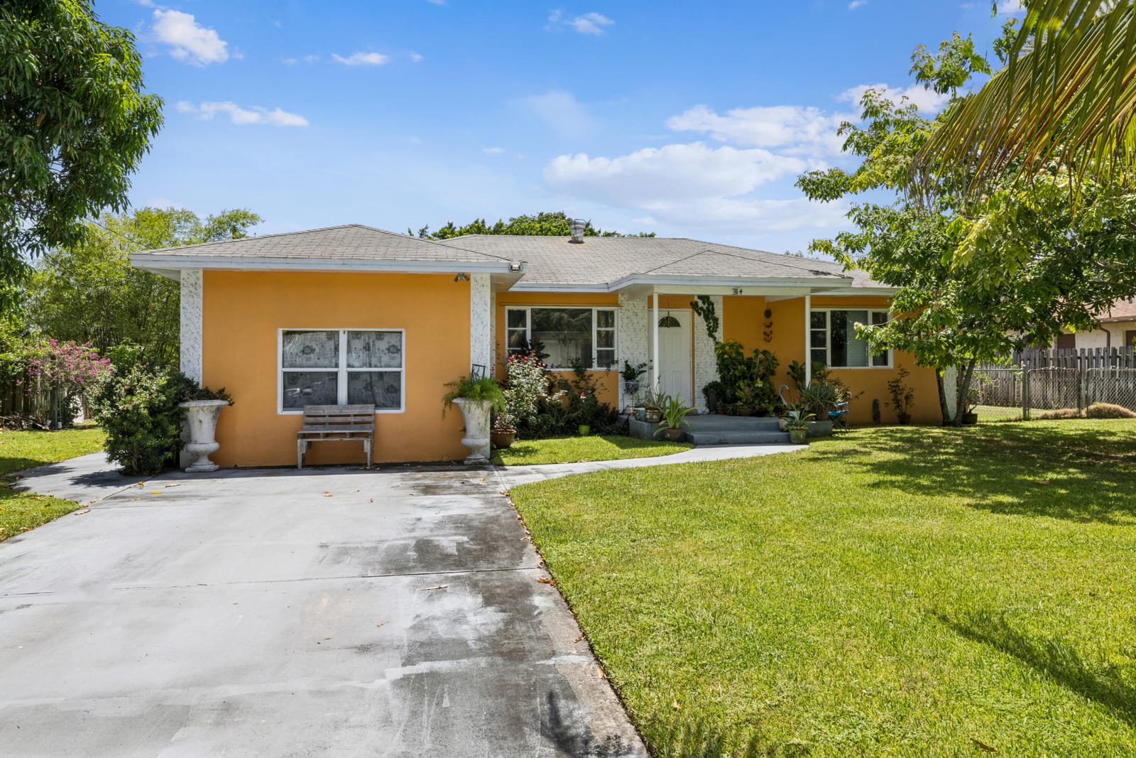 414 W Branch Street, Lantana, FL 33462