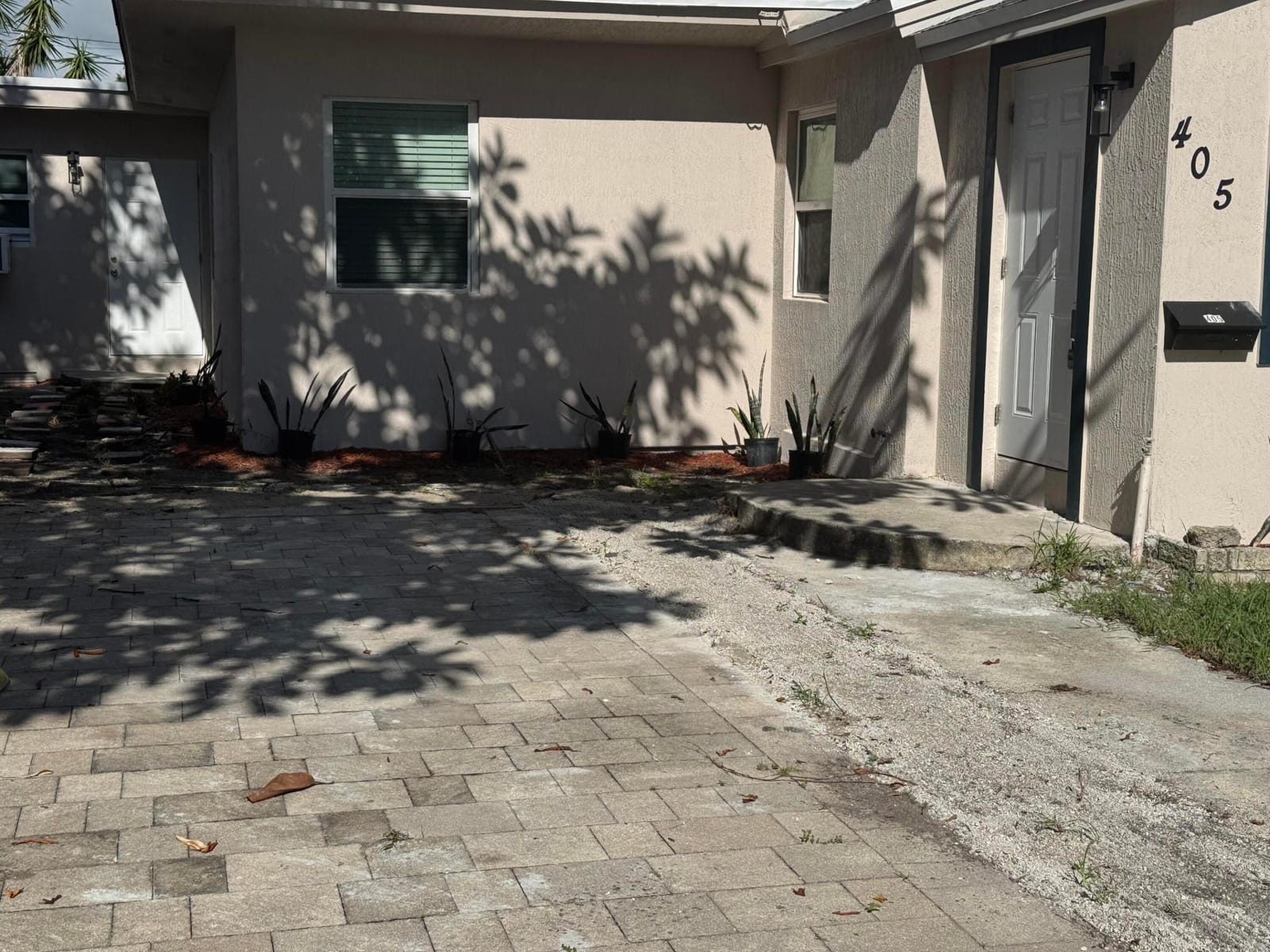 405 N E Street, Lake Worth, FL 33460 photo 2