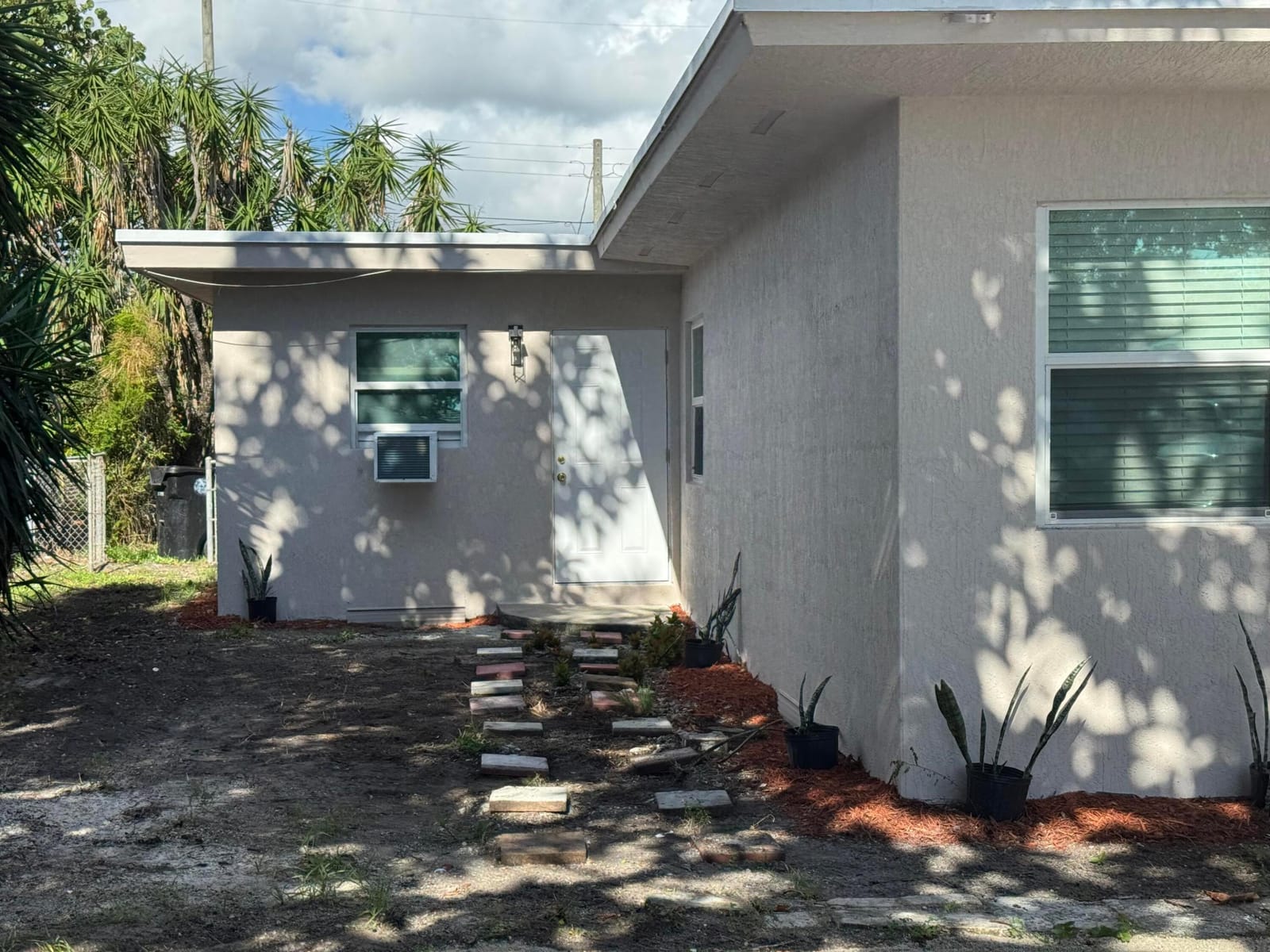 405 N E Street, Lake Worth, FL 33460 photo 6