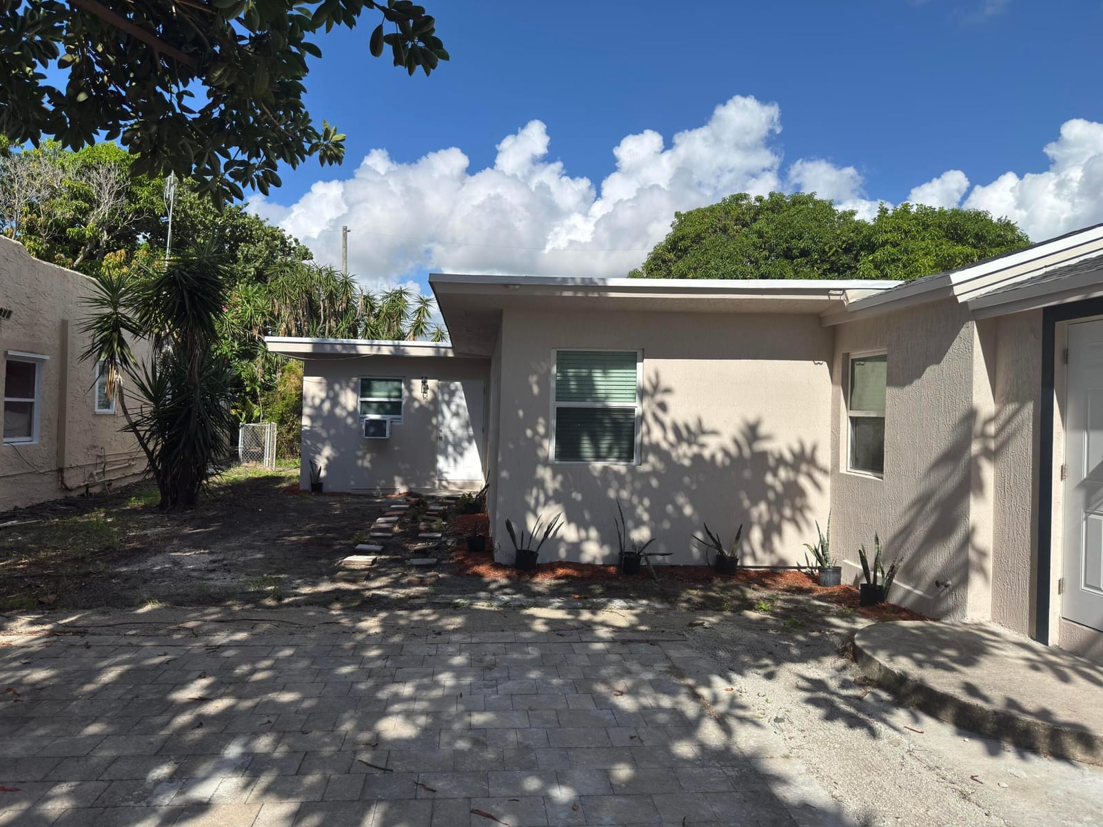 405 N E Street, Lake Worth, FL 33460 photo 8