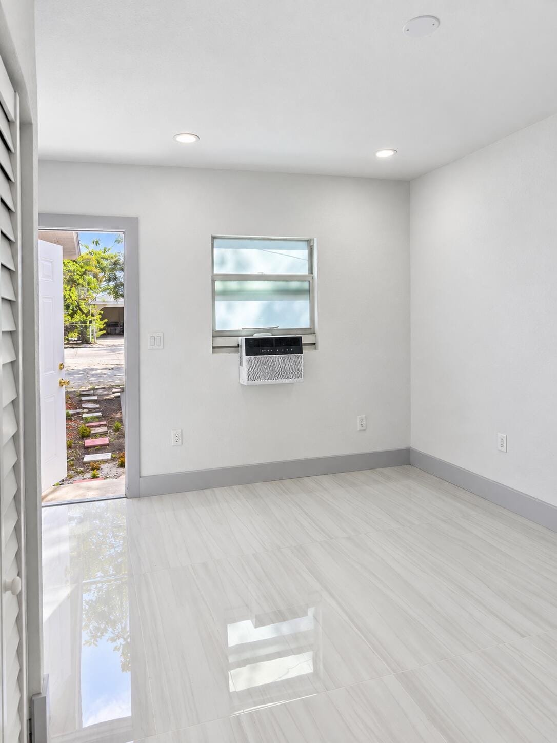 405 N E Street, Lake Worth, FL 33460 photo 10