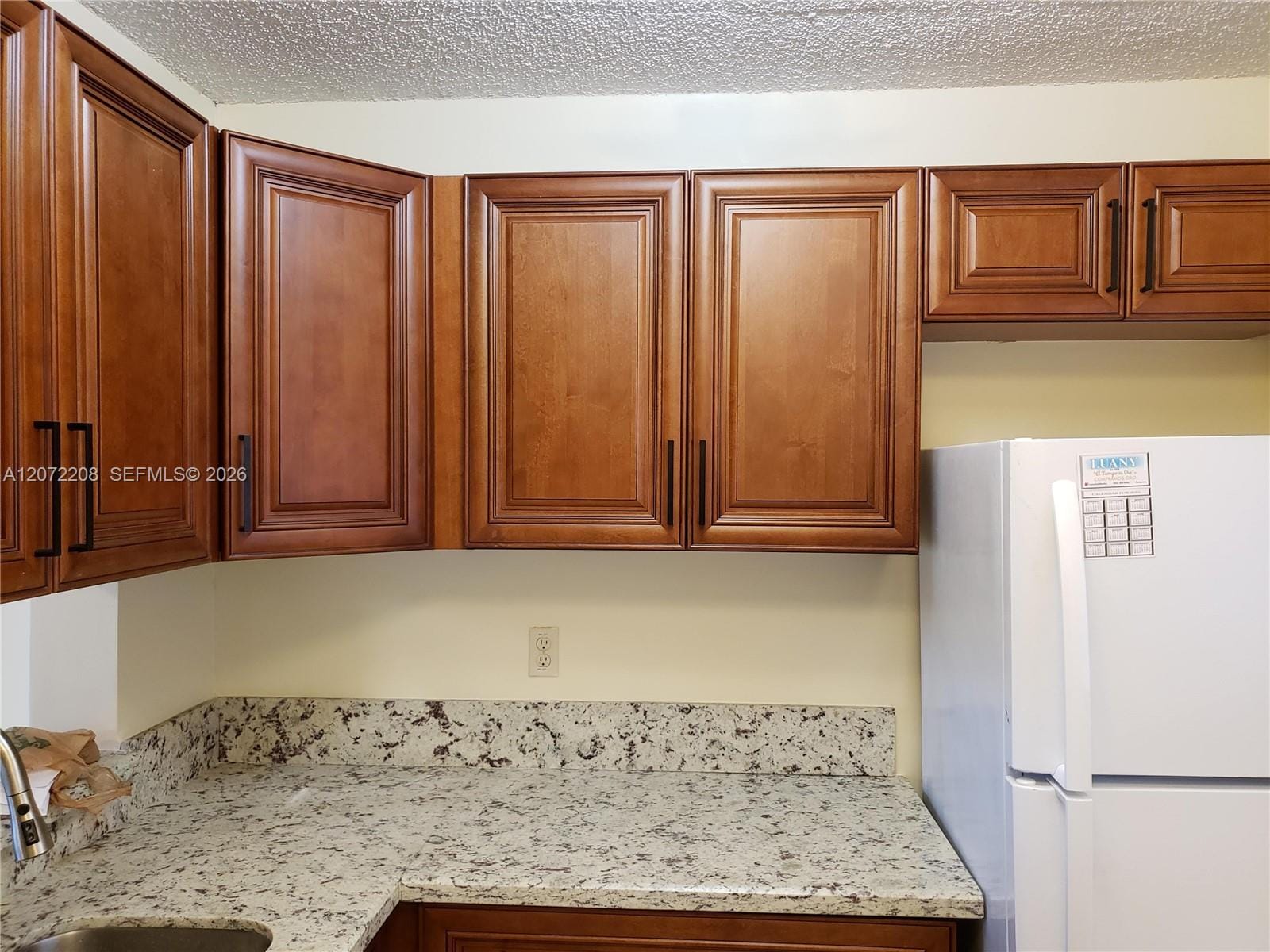 8625 NW 8th Street 422 — photo 1