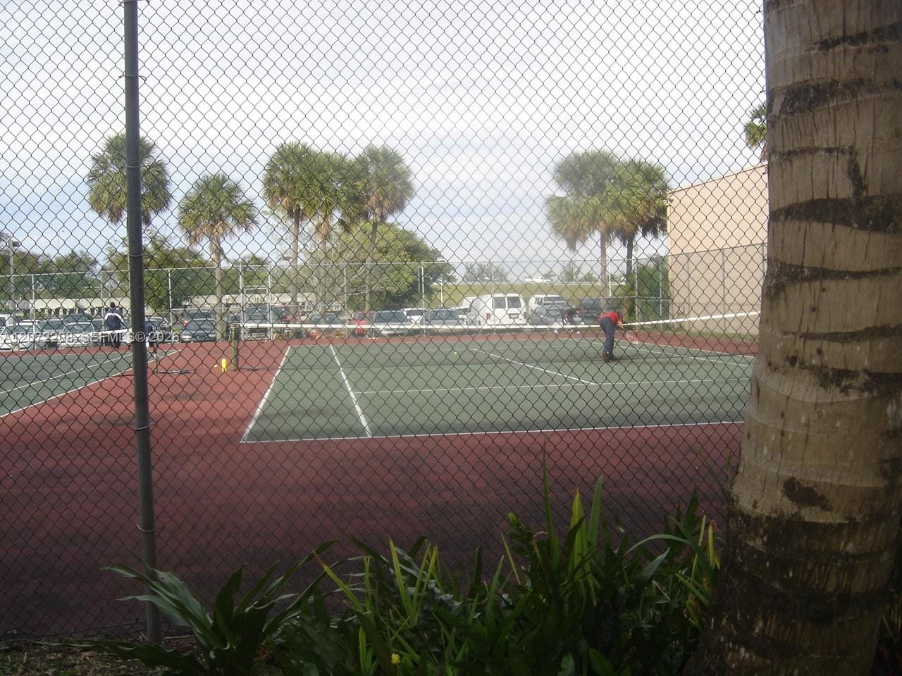 8625 NW 8th Street 422, Miami, FL 33126 photo 21