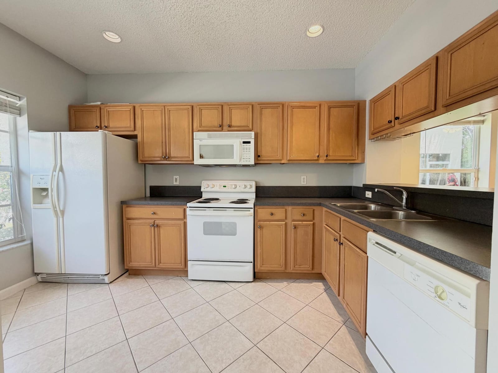 5035 Palmbrooke Circle — photo 2