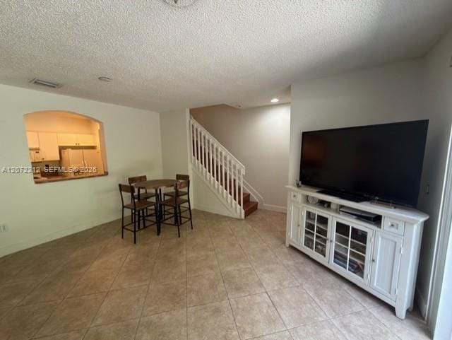 2245 NE 42nd Avenue — photo 2