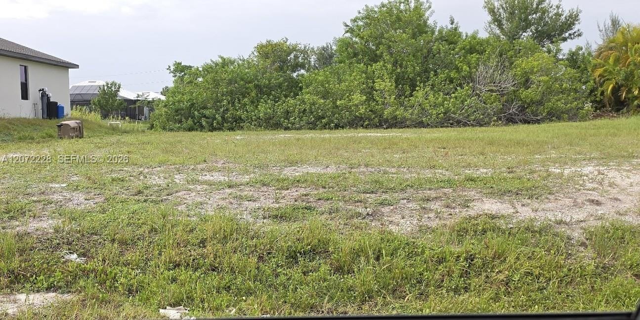 2925 Diplomat Parkway W, Cape Coral, FL 33993