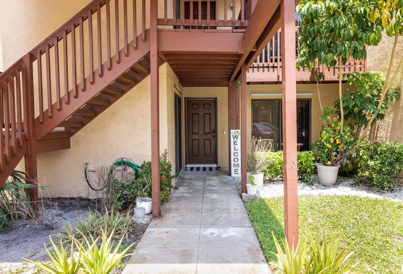 803 LAKEVIEW Circle, Royal Palm Beach, FL 33411 photo 1