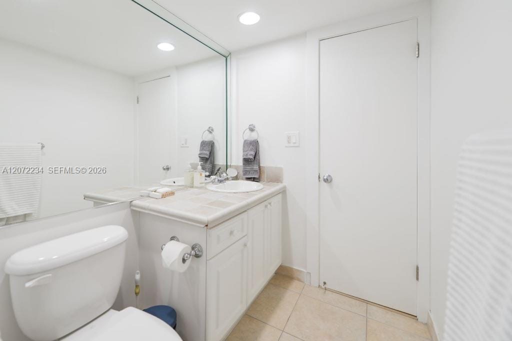 1121 Crandon Boulevard D206, Key Biscayne, FL 33149 photo 16