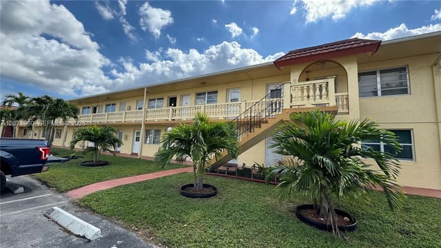 160 NE 203rd Terrace E20, Miami Gardens, FL 33179