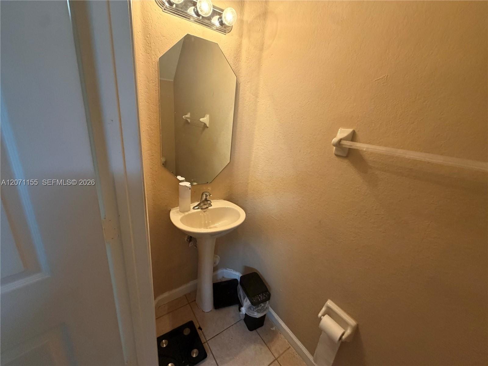 550 Saint Tropez Lane — photo 7