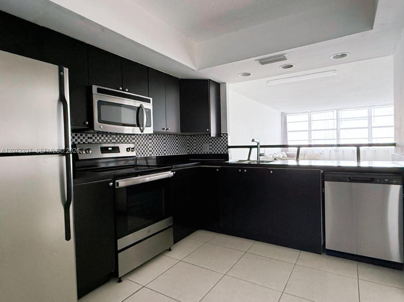 1301 NE Miami Gardens Drive 1404W — photo 3