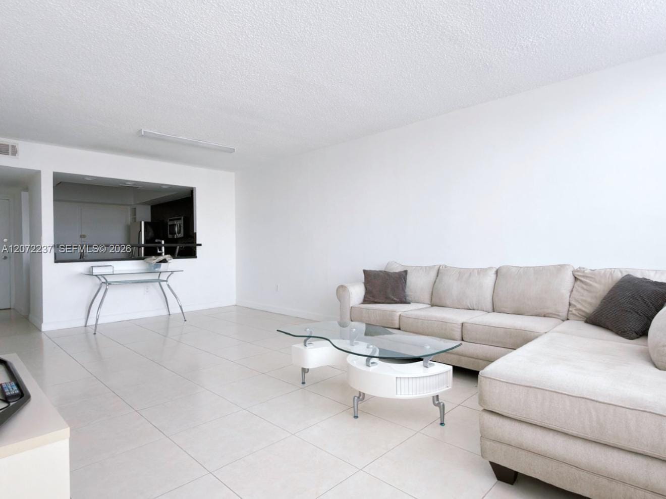1301 NE Miami Gardens Drive 1404W — photo 4