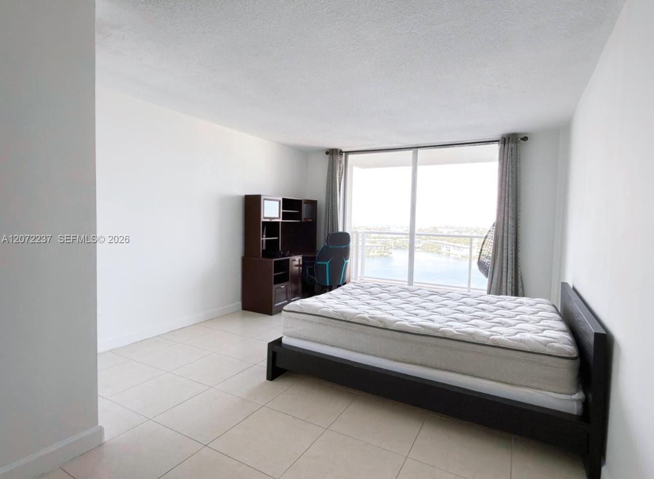 1301 NE Miami Gardens Drive 1404W — photo 7
