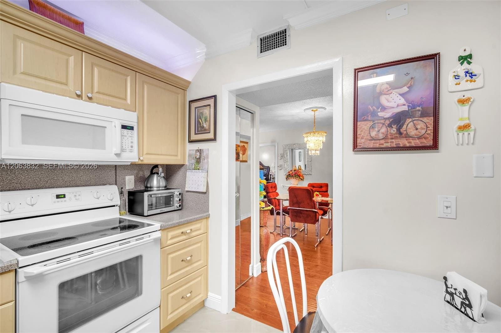 4160 Inverrary Drive 308 — photo 12