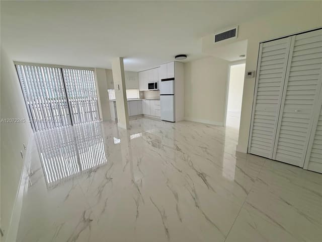 16909 N Bay Road 817, Sunny Isles Beach, FL 33160