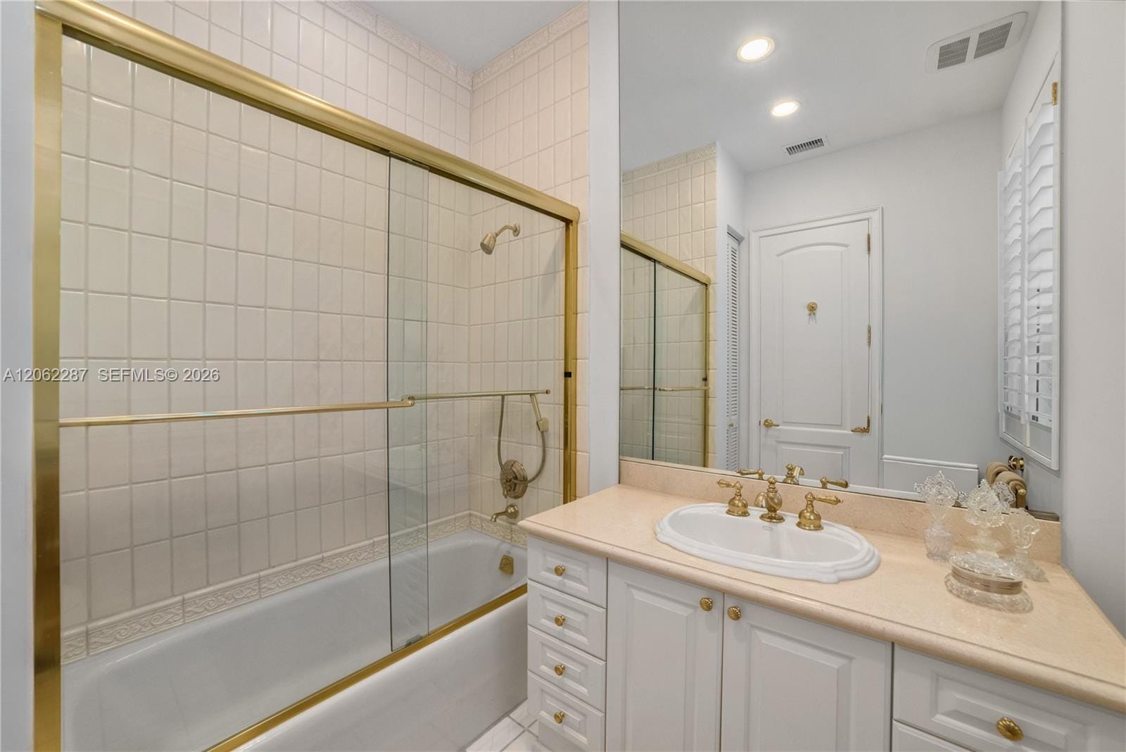 3460 S Moorings Way, Miami, FL 33133 photo 21