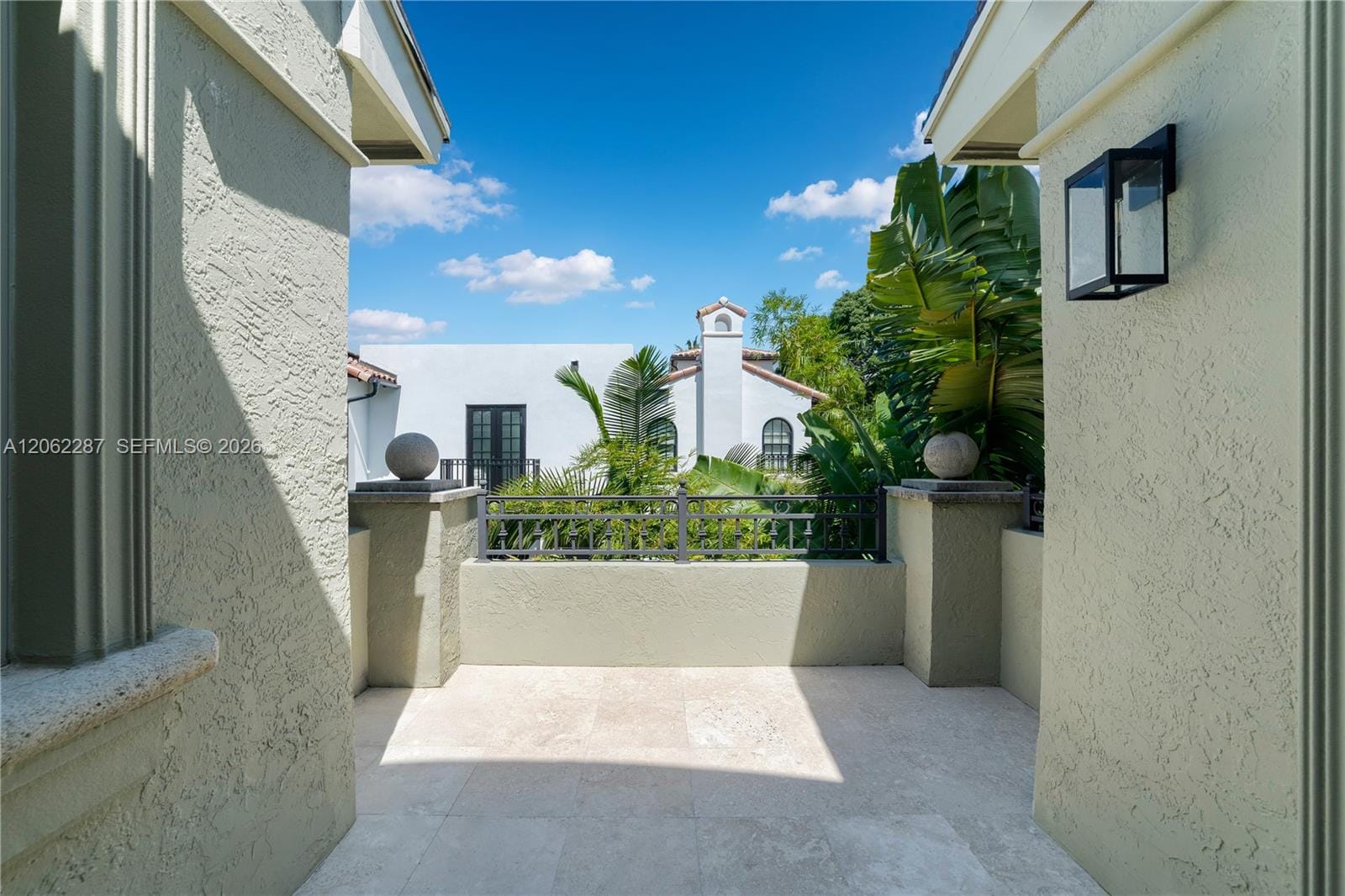 3460 S Moorings Way, Miami, FL 33133 photo 22