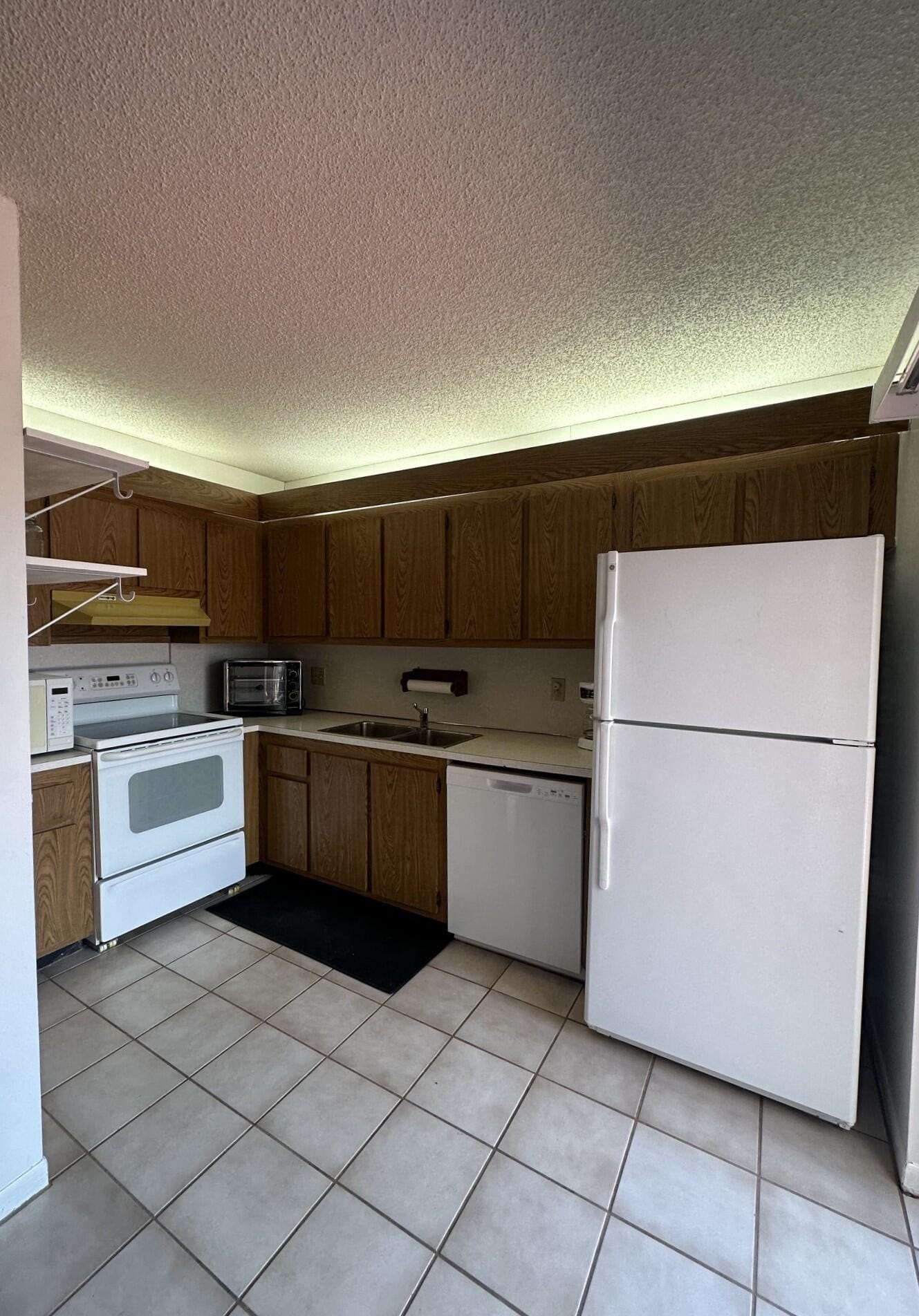 17 LAKE ARBOR Drive — photo 11