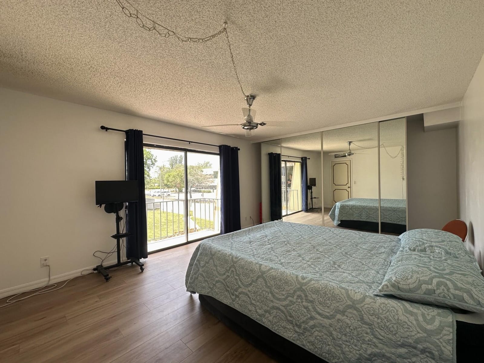 17 LAKE ARBOR Drive, Palm Springs, FL 33461 photo 21