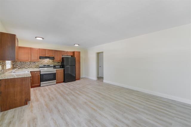 5420 NE 22nd Terrace 6, Fort Lauderdale, FL 33308