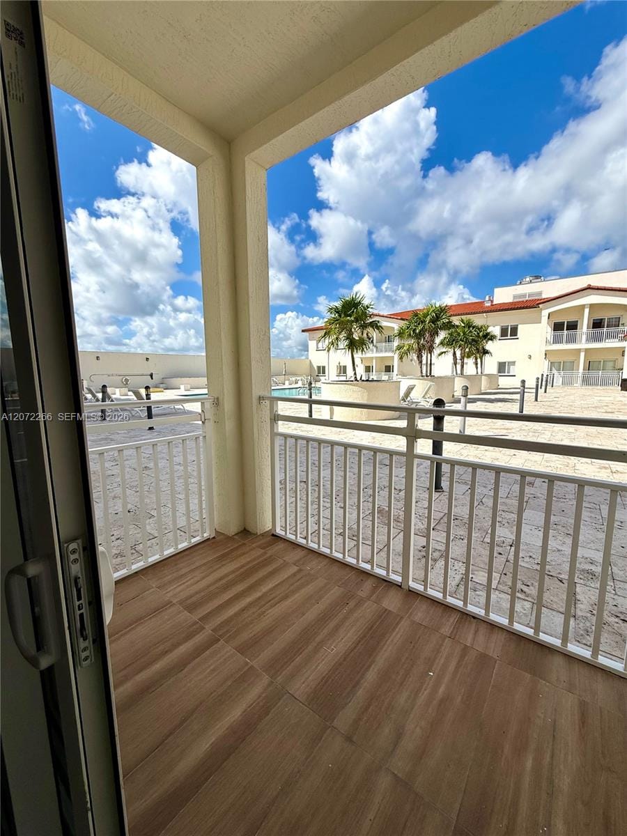 10950 NW 82nd Street 318, Doral, FL 33178 photo 2