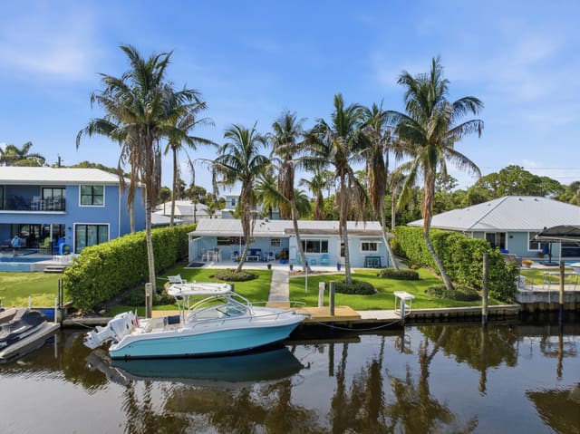 1719 SW DYER POINT Road, Seagate Harbor, Palm City, FL
