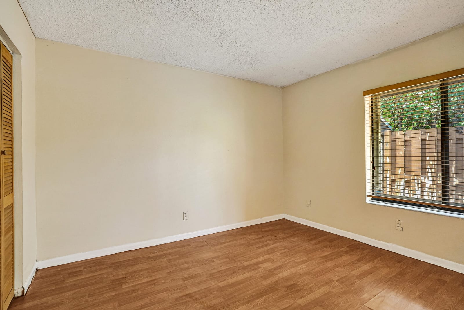 3810 NW 77TH Avenue — photo 5