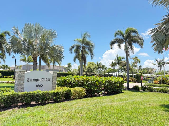 1800 SE Saint Lucie Boulevard 9-305, Stuart, FL 34996