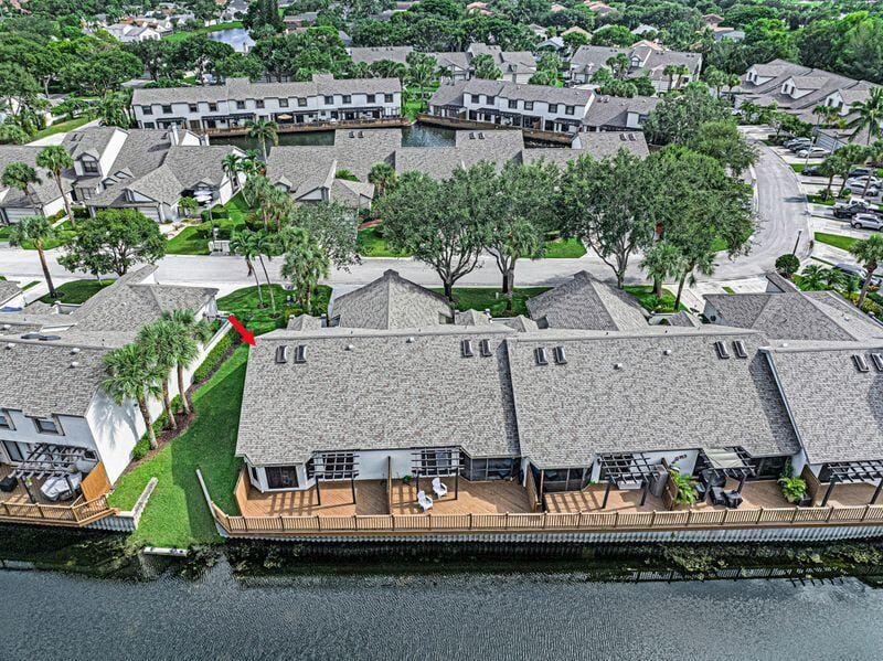 1911 LANDINGS Boulevard, Greenacres, FL 33413 photo 30