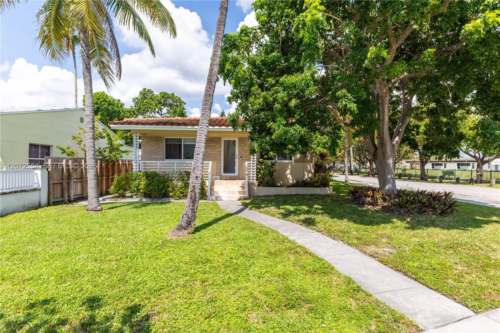 5990 NE 5th Avenue, Miami, FL 33137 photo 4