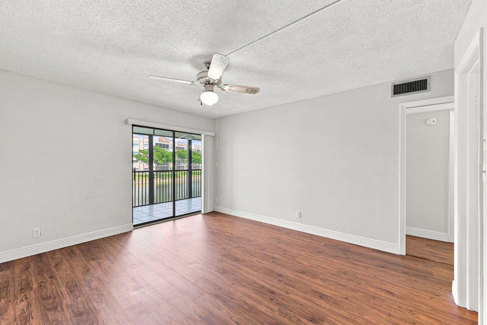 7432 ASHMONT Circle 208, Tamarac, FL 33321 photo 16