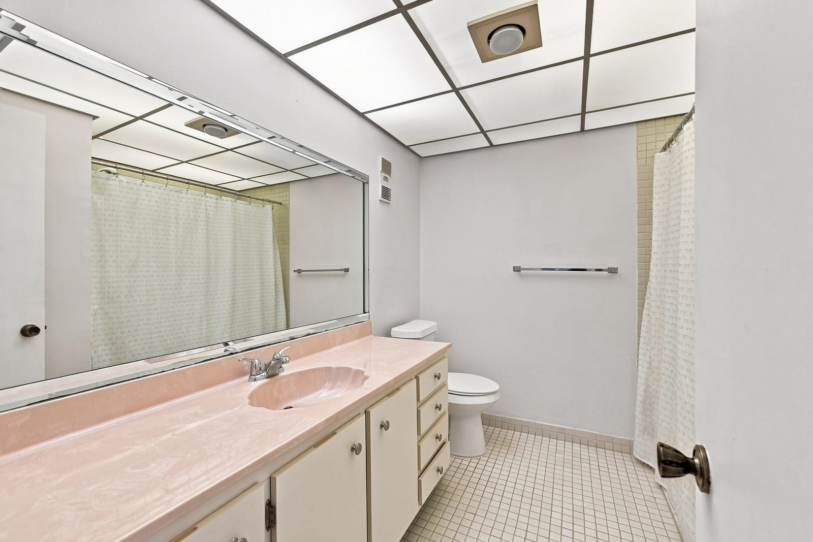 7432 ASHMONT Circle 208, Tamarac, FL 33321 photo 24