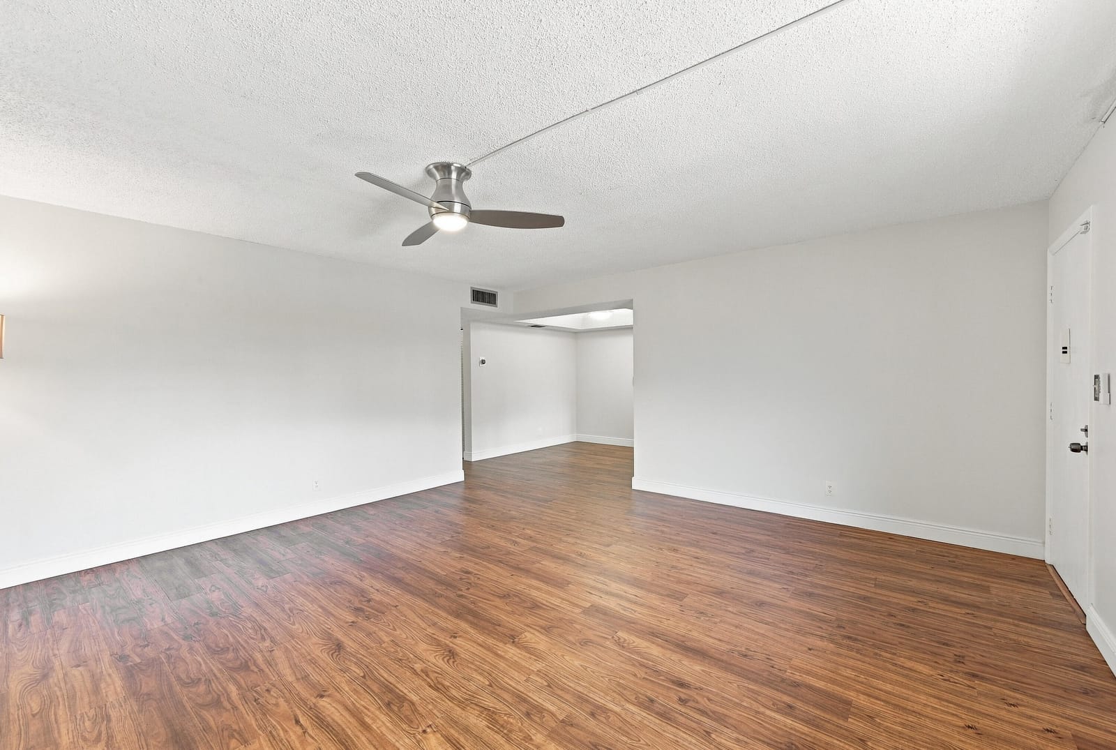 7432 ASHMONT Circle 208 — photo 6